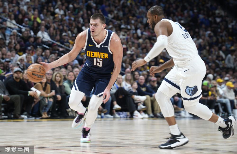 场展示出了 场展示出了